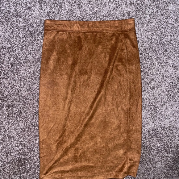 Tan skirt - Picture 5 of 6